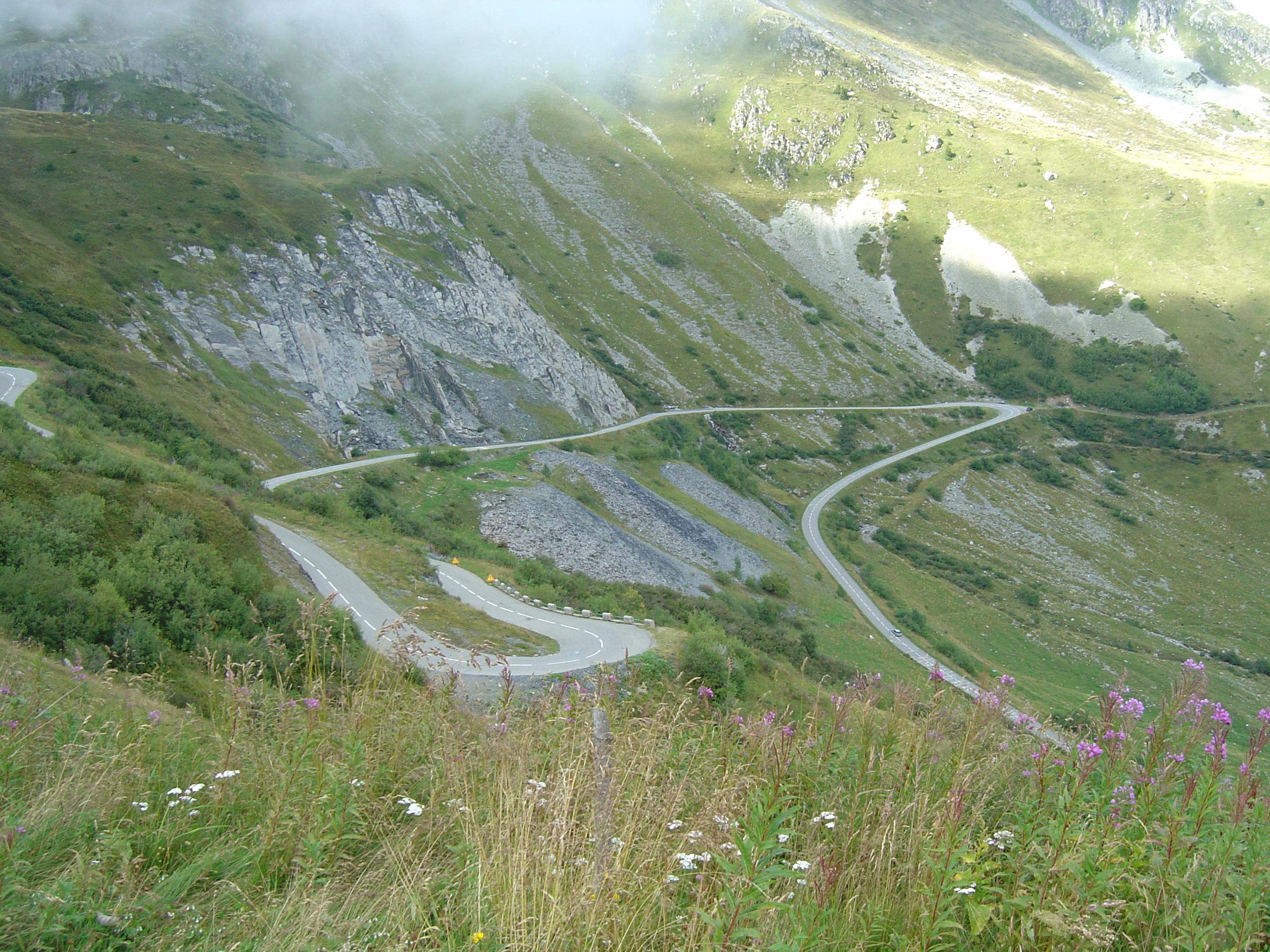 Col de la Madeleine photo